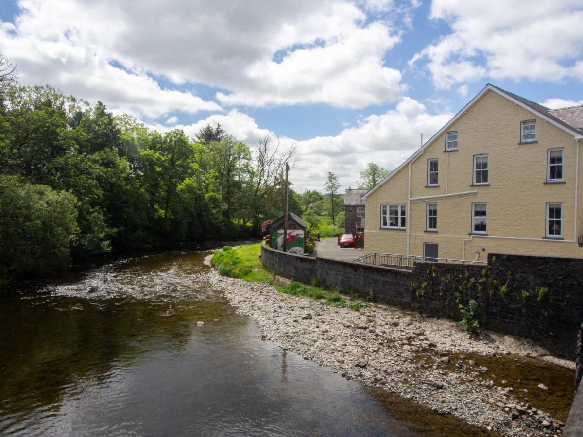 Riverbank Bed And Breakfast Llanwrtyd Wells Exteriér fotografie